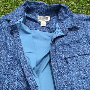 Duluth trading company outdoor shirt size Men’s M